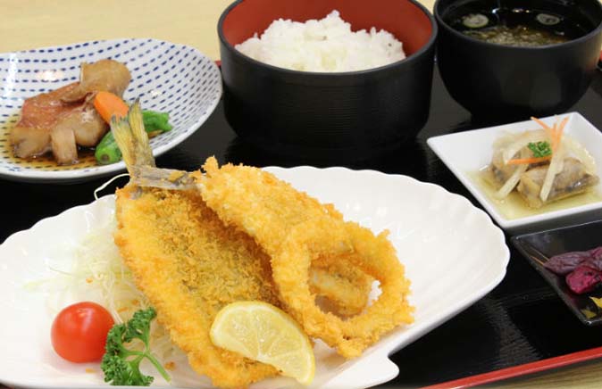 お魚フライ定食
